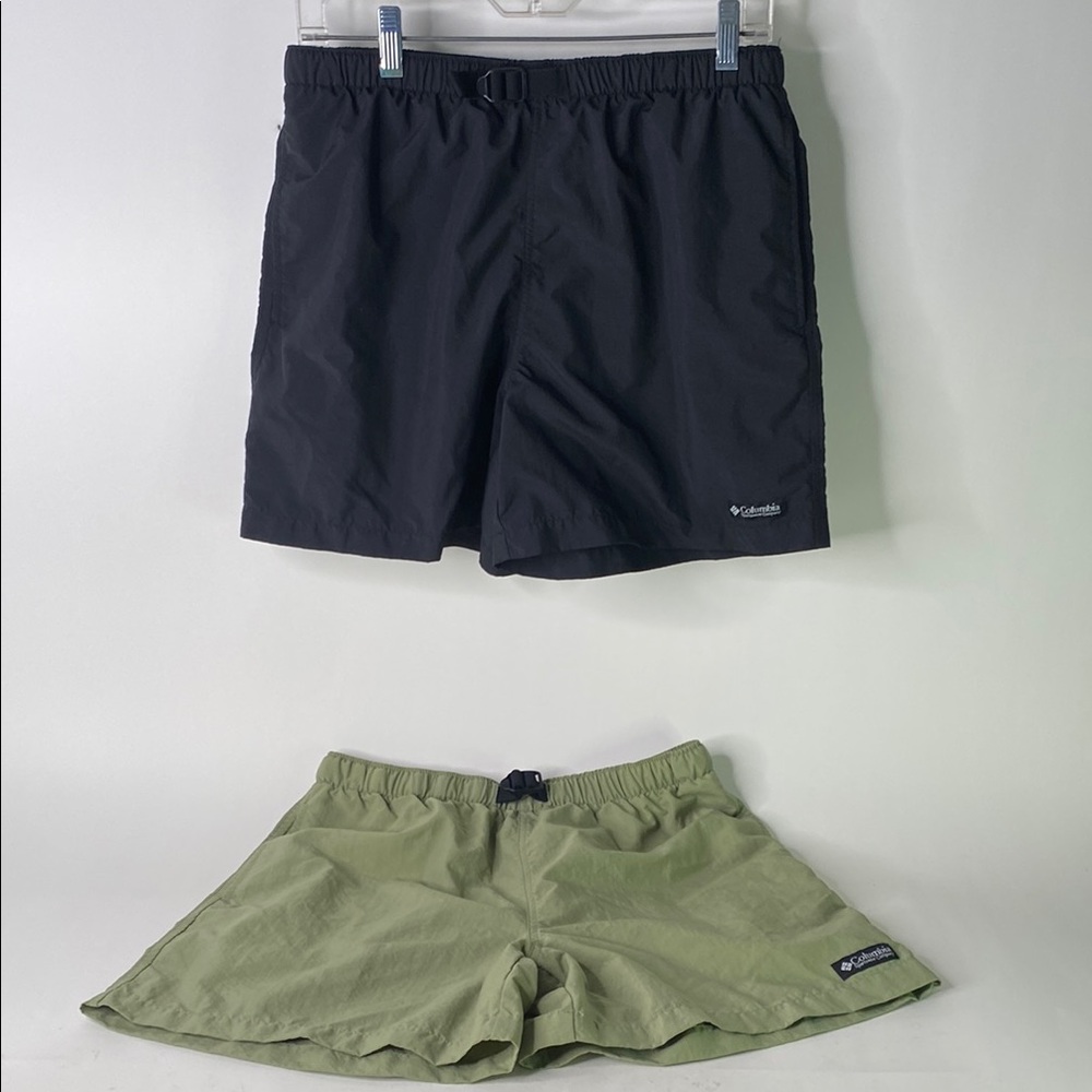 Columbia Women's Shorts - Black and Green